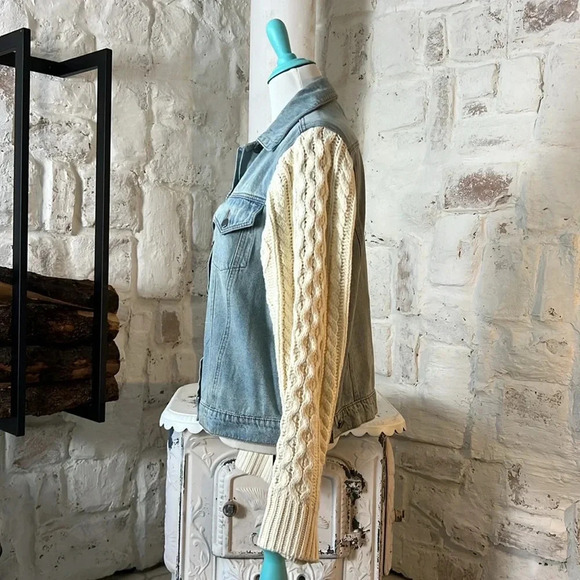 POL | Sweater Sleeve Denim Jacket - Picture 3 of 8